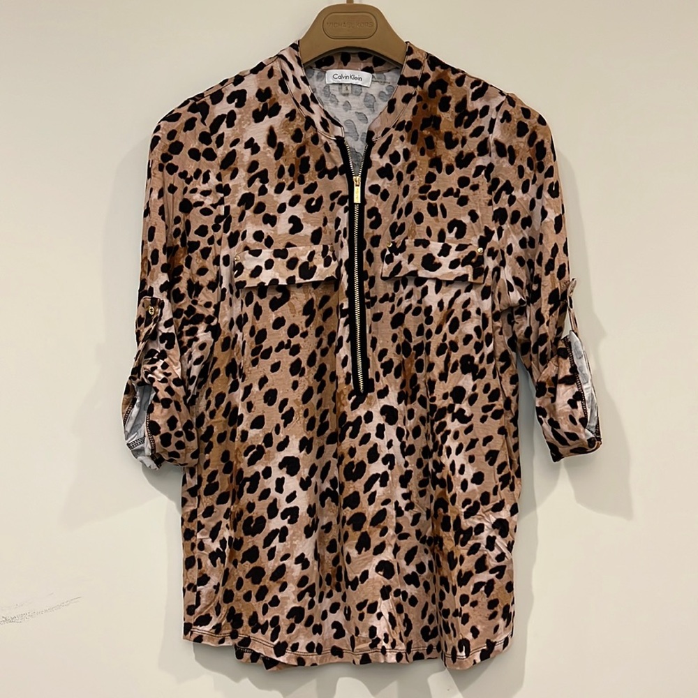CALVIN KLEIN Cheetah Print Top Size S